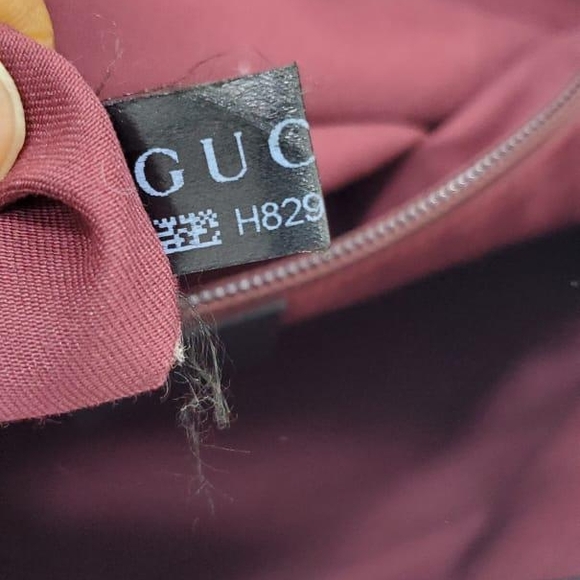 Elegant Black Tote Bag - Picture 10 of 14